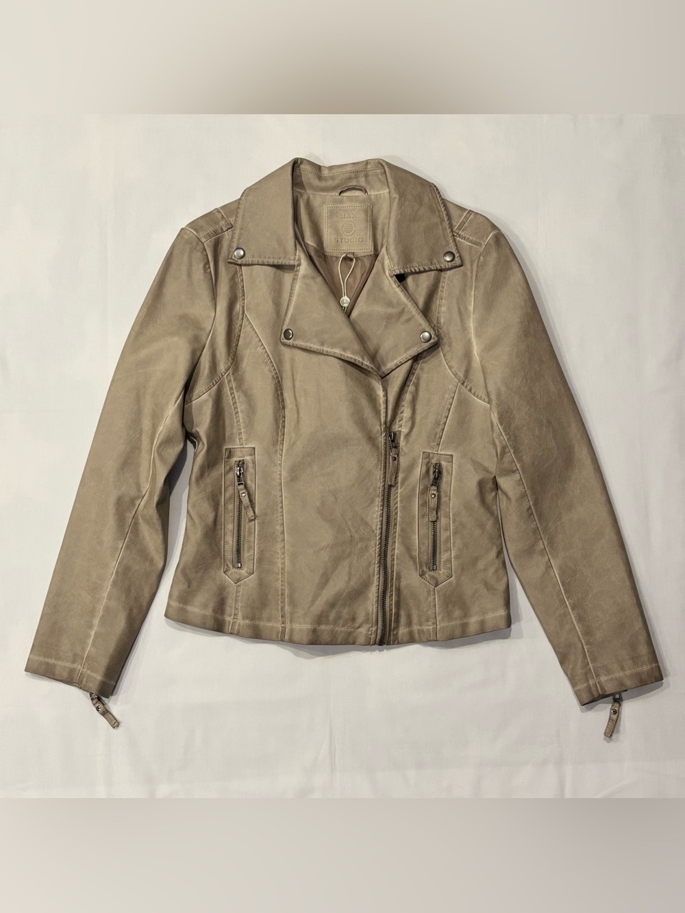 Max Studio Faux Leather Moto Biker Jacket Medium Tan Beige Notched Lapel Zip Up